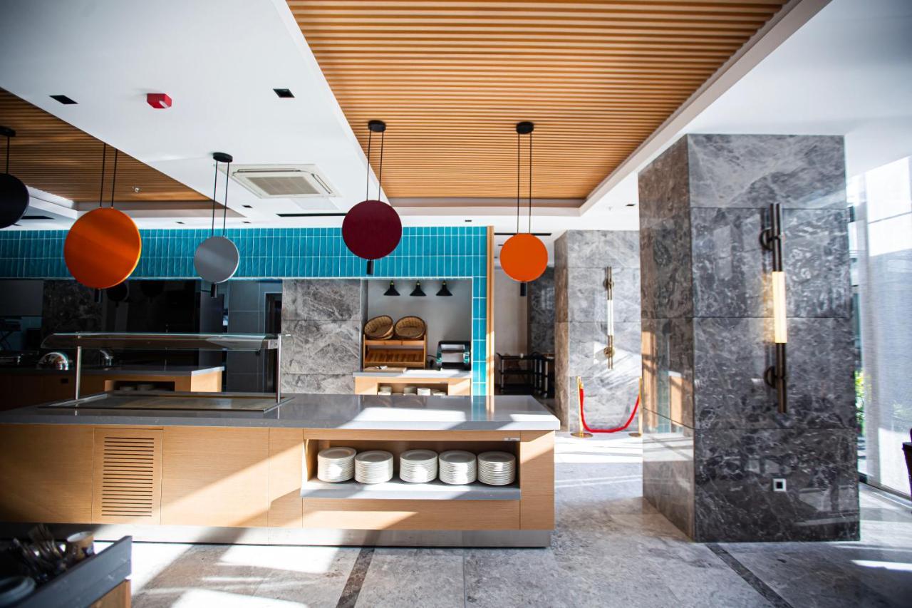 Ramada Plaza Sultanahmet Hotel Istanbul Luaran gambar The interior of the hotel