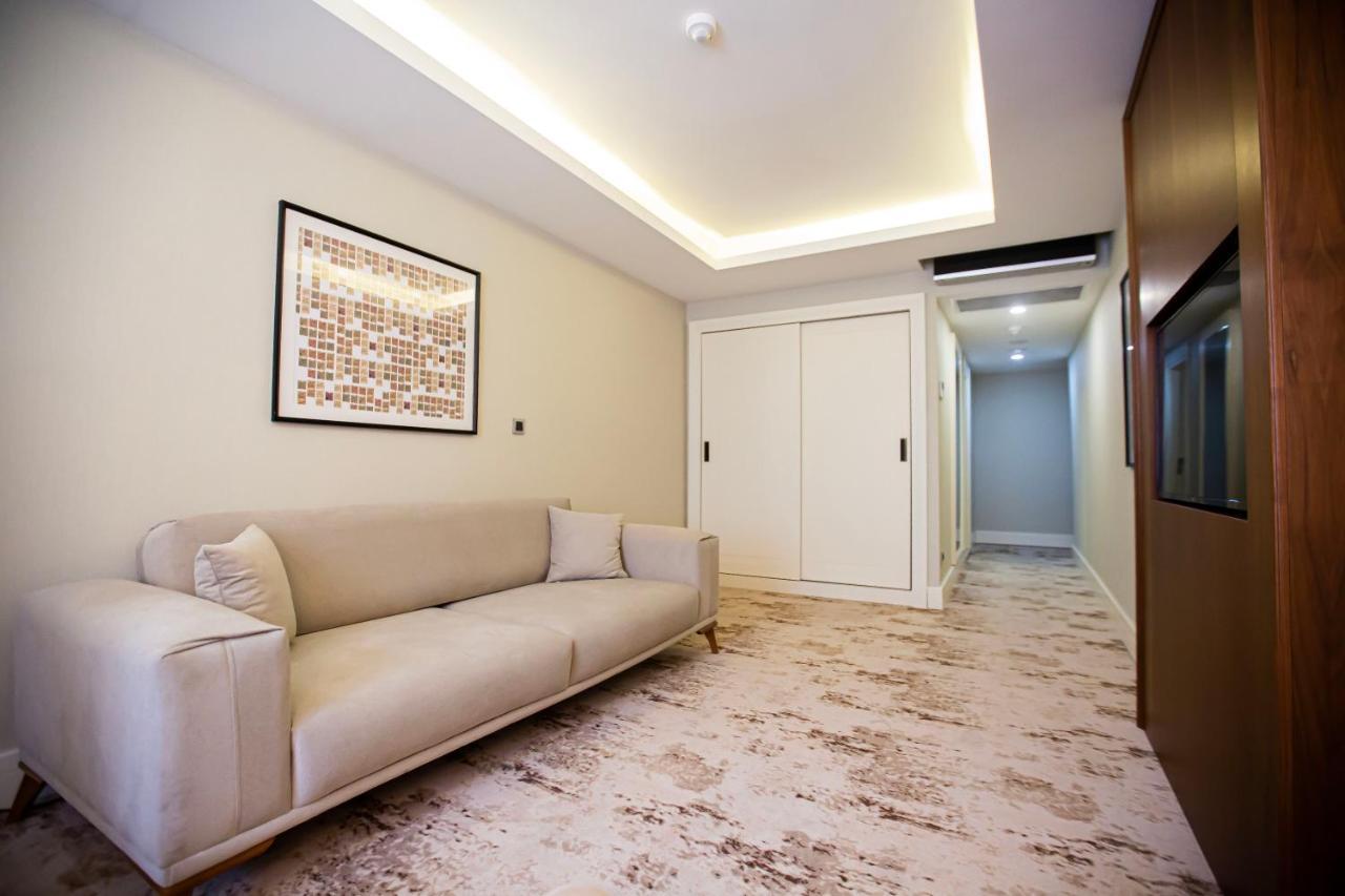 Ramada Plaza Sultanahmet Hotel Istanbul Luaran gambar A room at the hotel