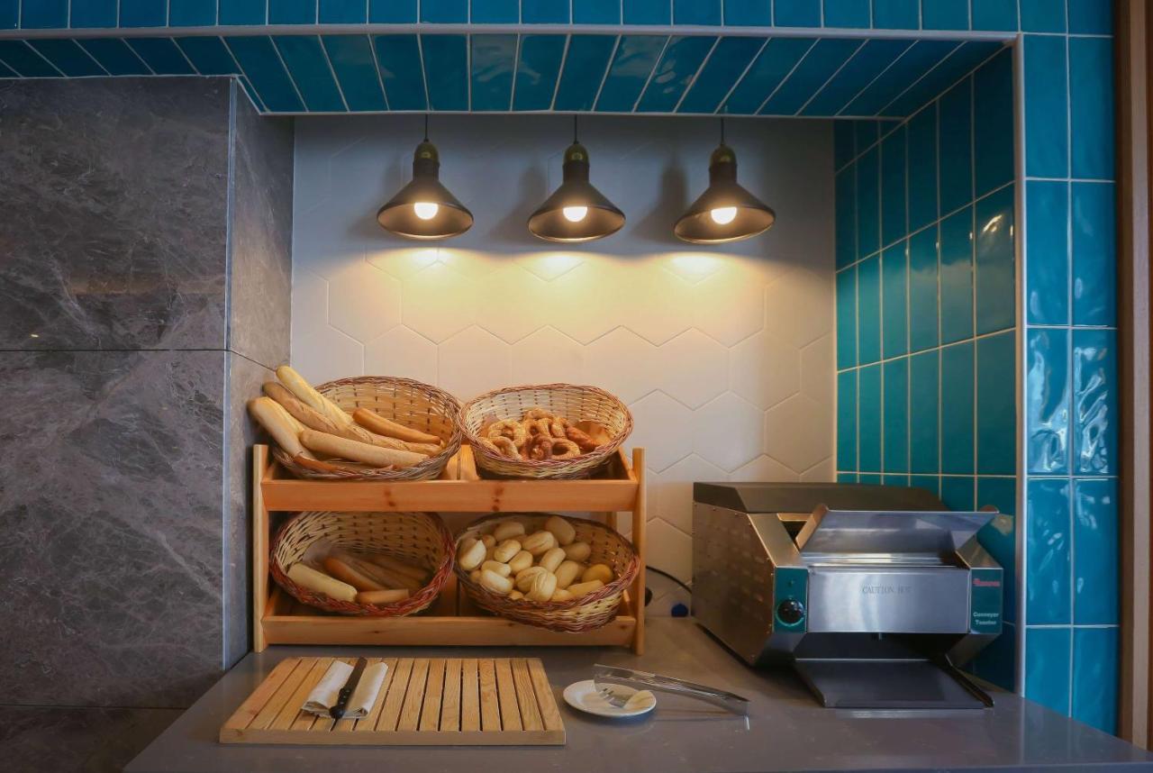 Ramada Plaza Sultanahmet Hotel Istanbul Luaran gambar A bread station