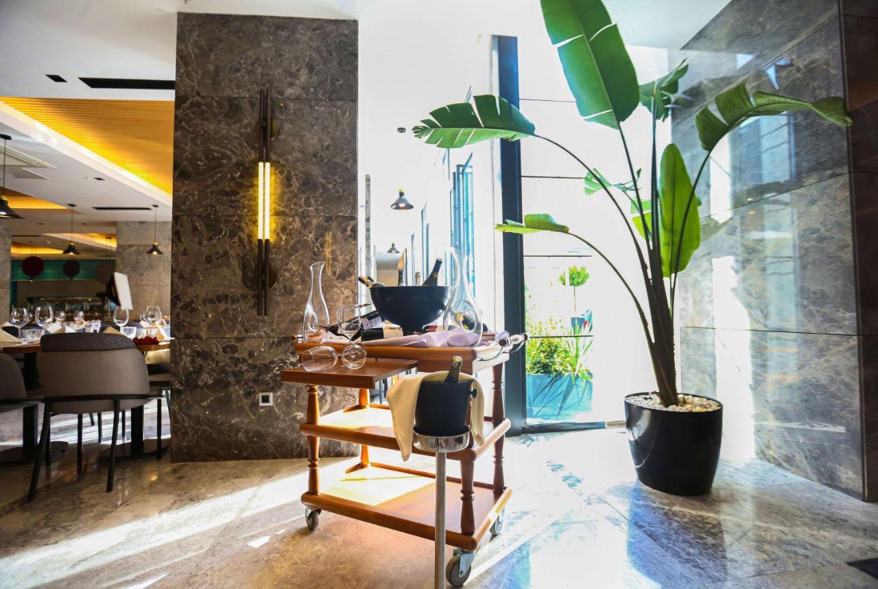 Ramada Plaza Sultanahmet Hotel Istanbul Luaran gambar Interior of the hotel