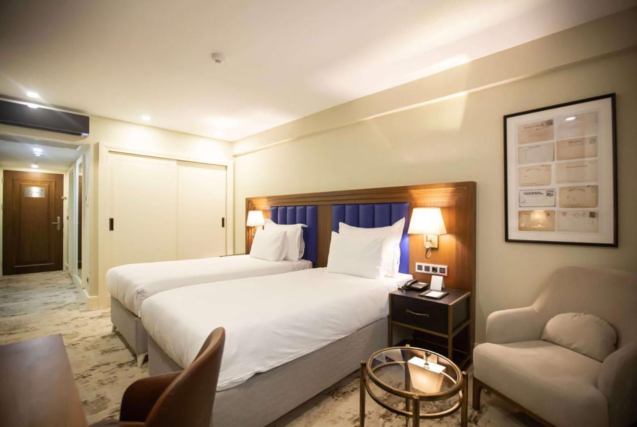 Ramada Plaza Sultanahmet Hotel Istanbul Luaran gambar A room at the hotel