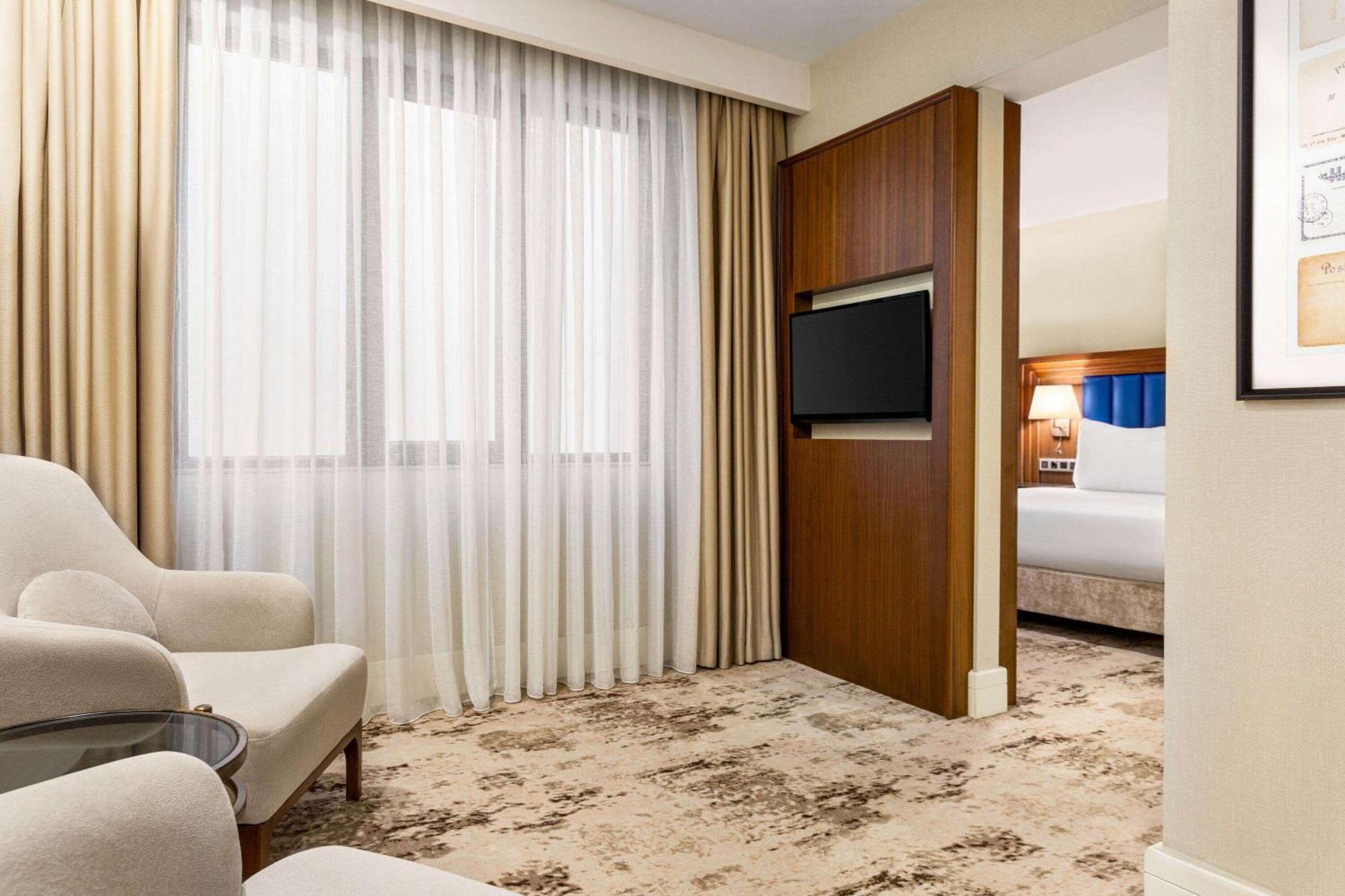 Ramada Plaza Sultanahmet Hotel Istanbul Luaran gambar A room at the hotel